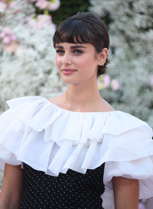 1ab0c3a72a9a755dc6c9bb64a0bbee0d