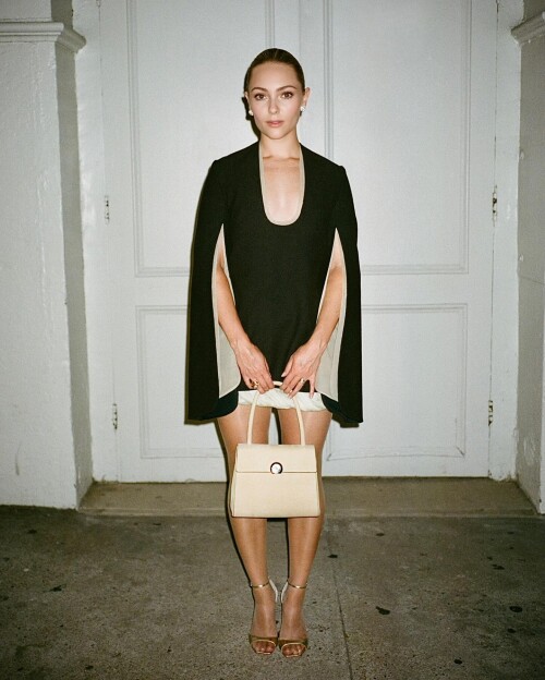 1bfd96570baaf059a17cf3ad1ce2dd75