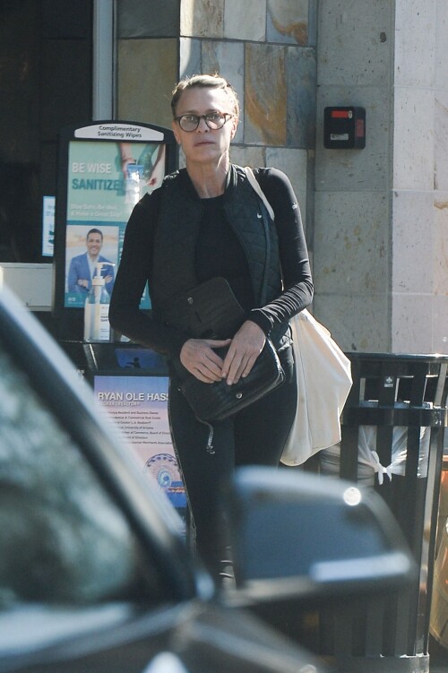 23ee7512c9754caa16e3792236c91b4c