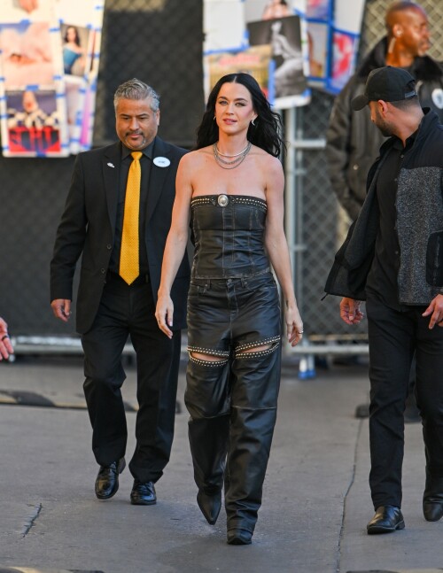 2e6fc811fdaa50fd255e3bc165805fa7