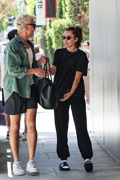 2fab295c5a5ca76482ccf2b0ba64935d