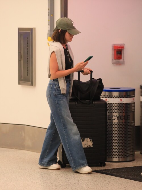 3a6702fa387f929e1d3ba02a69a64ef6