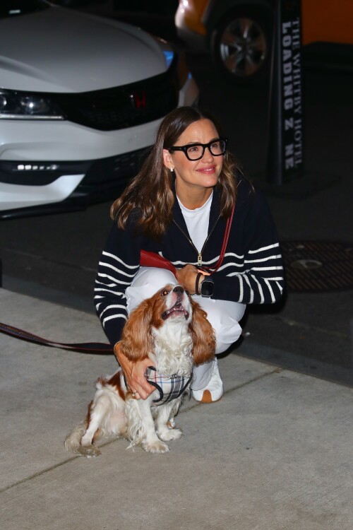 3c910be5380d5827e7ea263af6439ba1