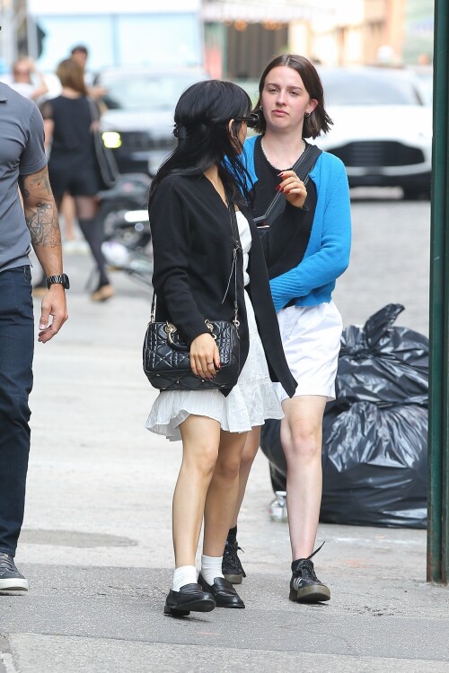 3da9cc01ea475381a830d64beba83ff0