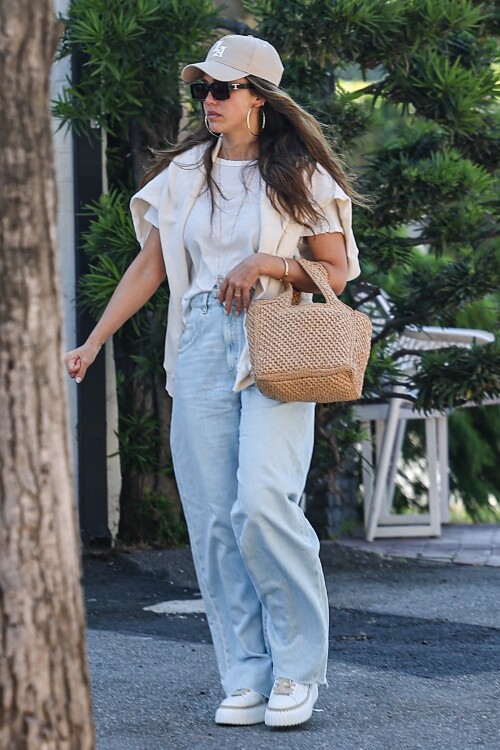 3e273798e8842adfa4b2944896b49ad0