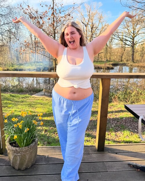 44ee785793a010a0b6bbfad0c0cc08a1