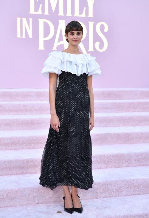 48745efe86de4205b069346170df656e