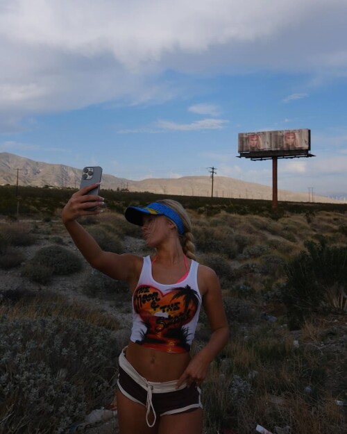 4af7a71ea425a8355d1dfdd44d3577fb