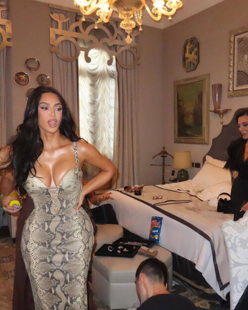 51b9297eb22a8fc5f42ee3a90038e31e