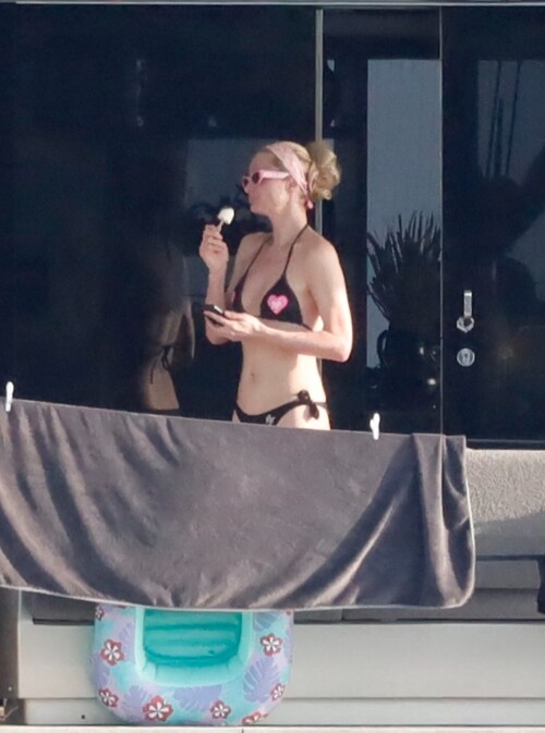 58cfa8bbe7ee423fc4cba76bf6e7e37f