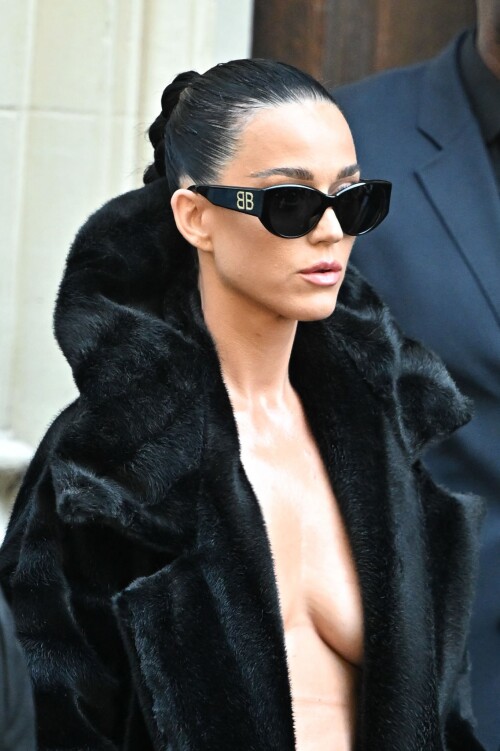 59233c896685f03bdf06684f1574f89d