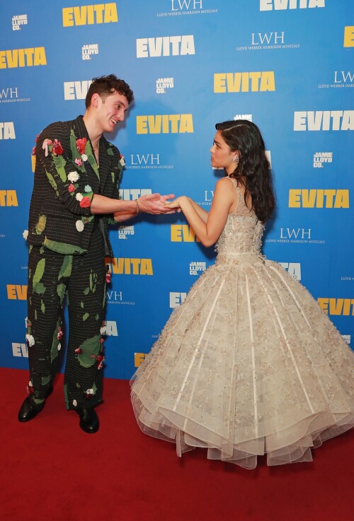 6518afe6638350a1447e9b58a836a126