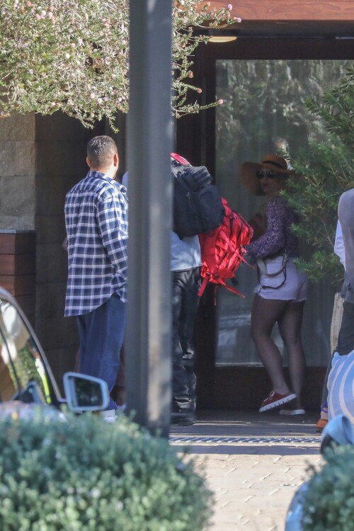 683b6f83b1ad4402a12c407a295ea7ab