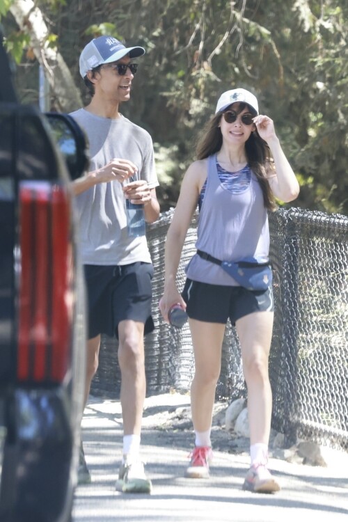 6f725535eeff48d8dc34ffa4968b85ad