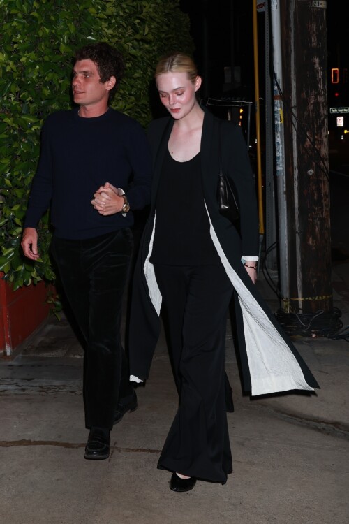 6ffcea3b81831928f3214a499a9be9c2