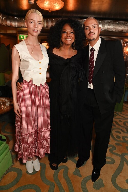 7005ea0f44ce5cac4b9dd47fc4cb9b2e