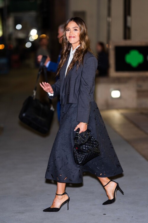 7188e3c626c3f5a54747ebdf83e4f8fe