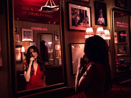 73a940a8b52f37fa35af90071f83722b