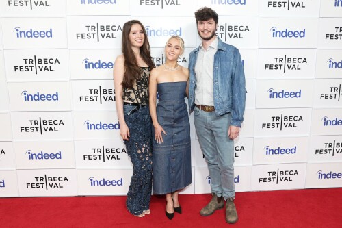 784a62e7f85640ccbb57639a24df0771