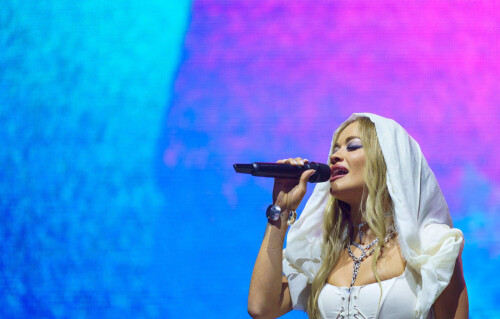 7acbec52204e571f300cabbca4d3166f