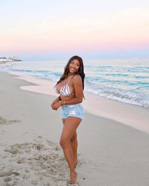 7b404c5bd052970e8e3074cfef67df25