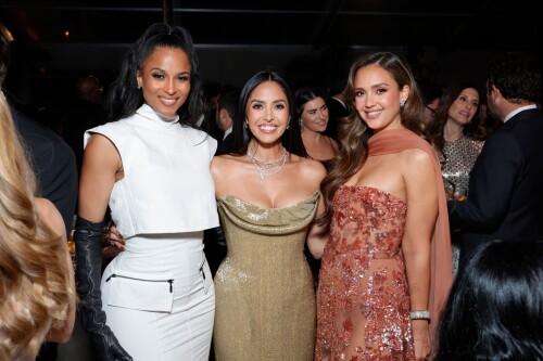 81b7babb2c94fc5cf1ad4241c6c7f181