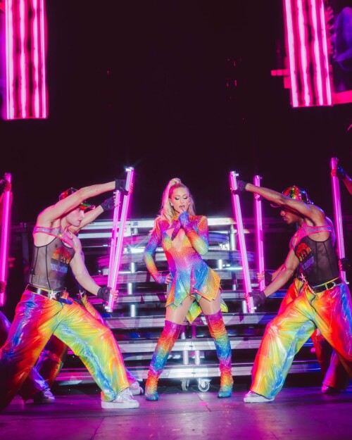 8852a49043b49d870338e458537600b9