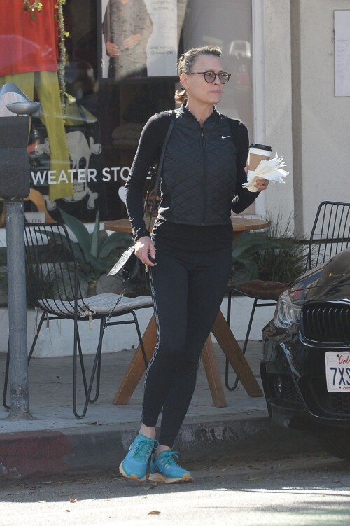 889af7b6647ba25be881fa35f8263159