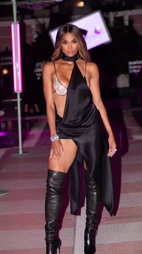 8bb92400d0fbbcf640264cce03a2e5dc