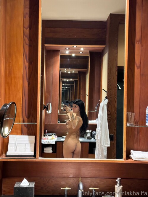 8c3f7e66d6d3df9d7a66d5cb8e601067