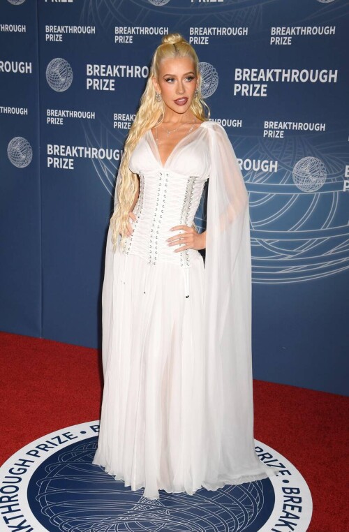 8f3c2117e8509fbc3387330c936a4413