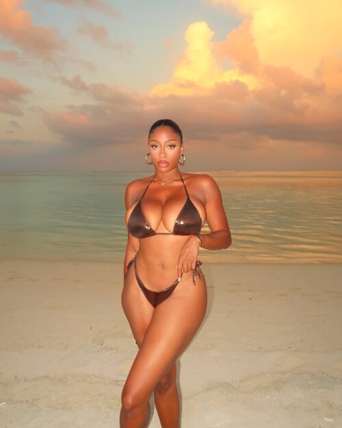 94059a6c8d7de9fe0c5f31d0149fd1bc