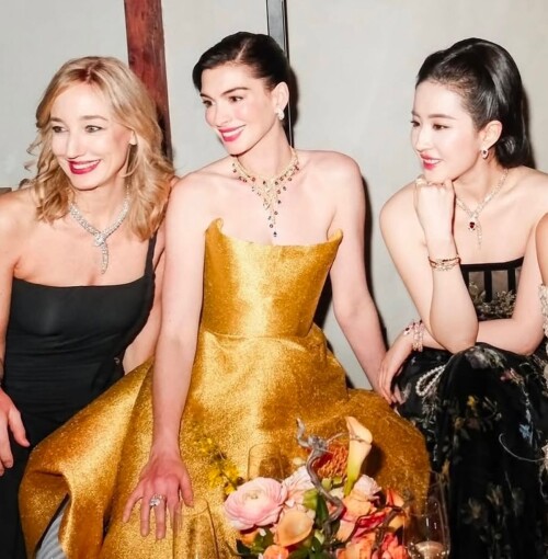 94b409477858d0e8f22630aa8bbbb791