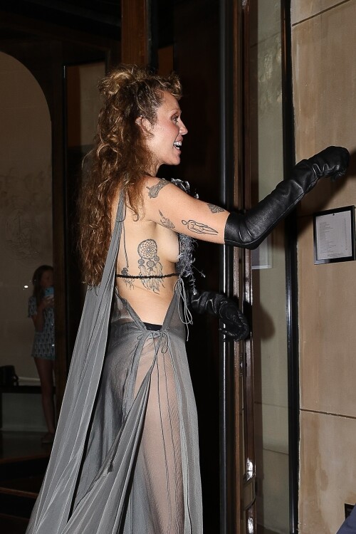 9610a9fb1de111de75ea101df77d78f2