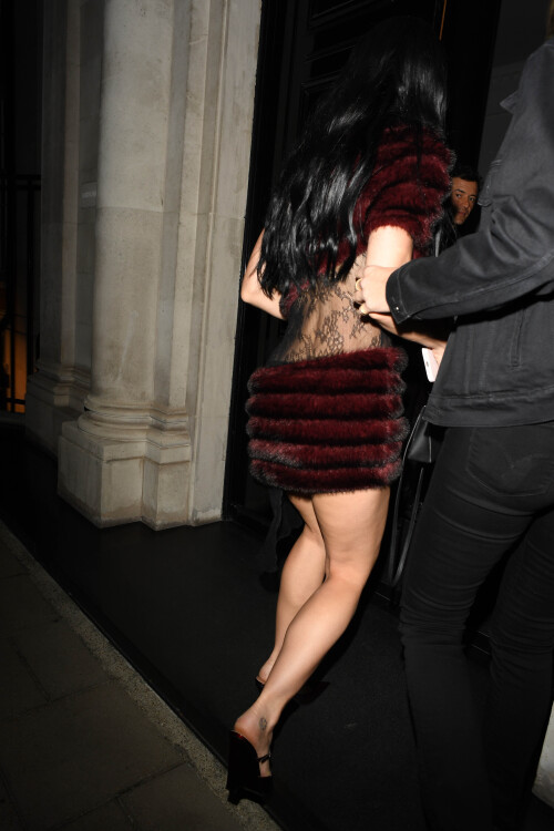12 December 2024.Katy Perry & Orlando Bloom seen at a Private Members Club in MayfairPictured - Katy PerryCredit: RAW/TGB//GoffPhotos.com   Ref: KGC-102/870