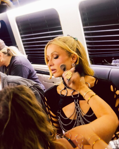 9900aa7a2fee0b79db24c3207d4efa1f