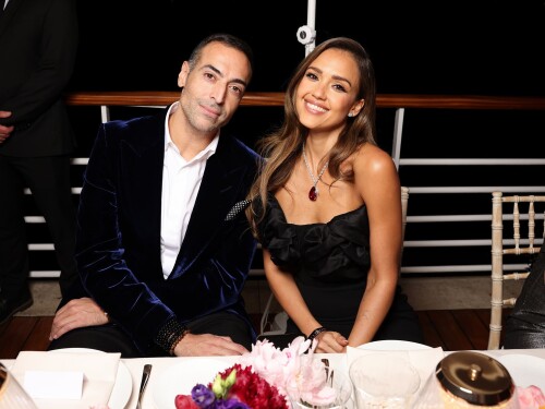 9a67089afa90e50c6152a75077e1ed98