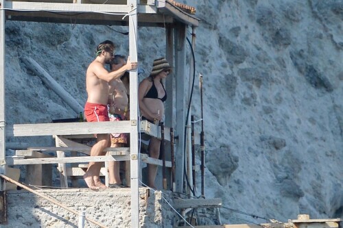 9d6173007322f49630b723ce64f8eb5e