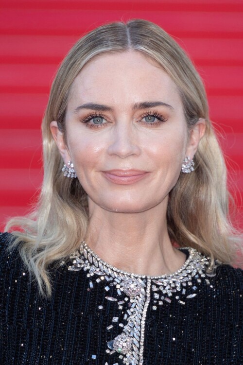 9daaa13e09101c8c3bb6422579300058