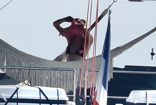 a7e1a4c4890f420cbd0b922883ff0561