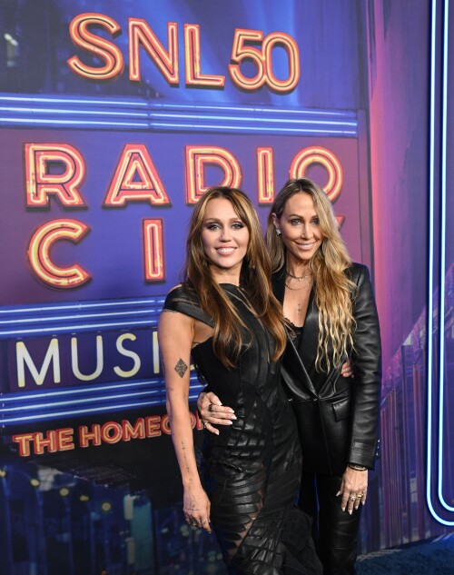 ac33450d1ab3ab39fbdc8f937c962406