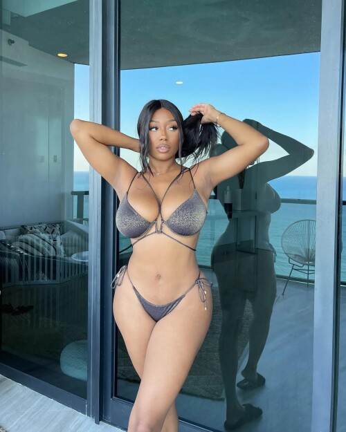 b1aaa32e94e5deb0986964971c614bc7