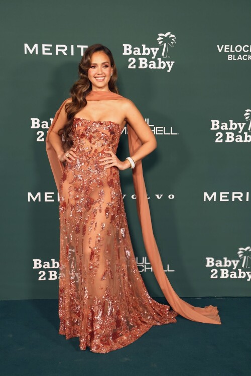 ba624f126987dd438f2368eb36b6f560