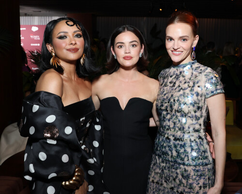 ce1b51a9813bd321455a6e8d31327633