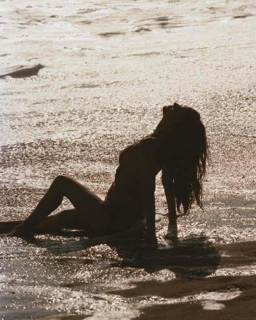 d0a984e43d54d719d562cb5b22c2aed7