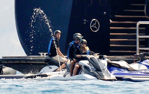 d94cf9194baa79a881585c045f55c47c