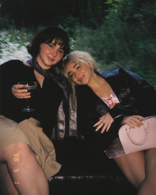 e1a05a62801e28183eea8b102677ae54