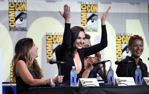 e3a0a7ddbd37a121f5743672efd40f77