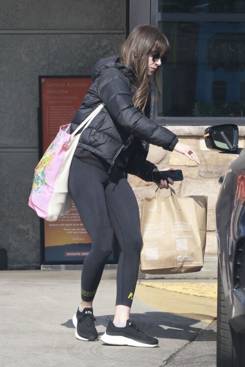 e7ad02ca84bbe0e9ee06933d8958bc42