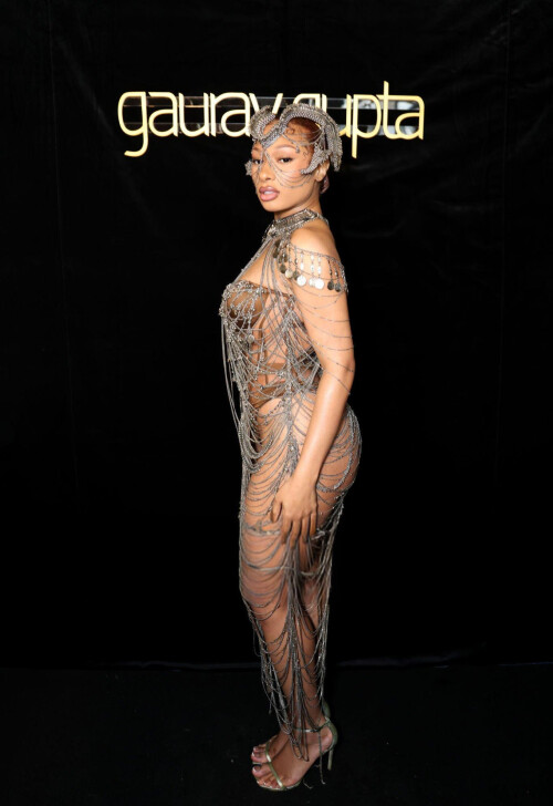 eae056d7b34d1e5d3d44d9149e0f325e